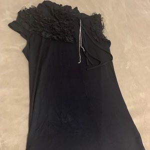 Black short sleeve shirt